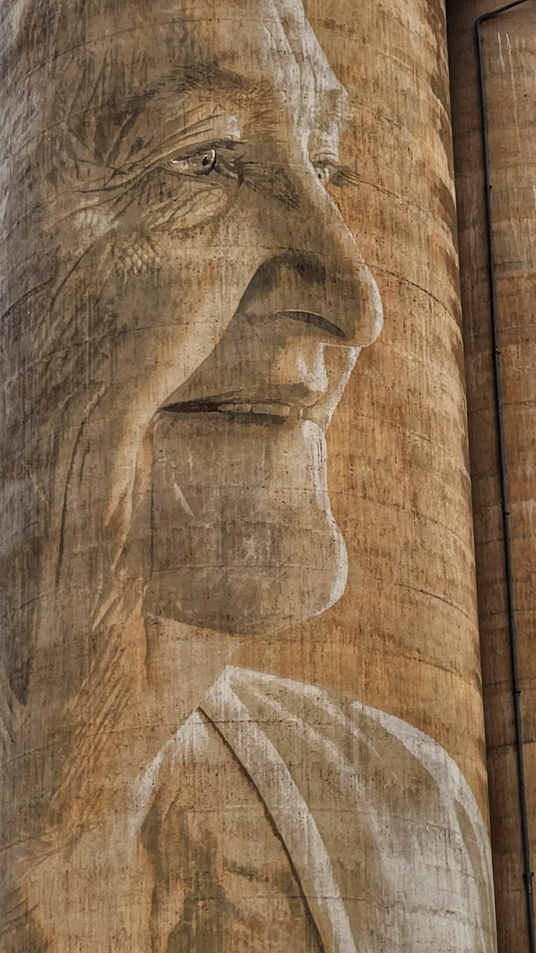 283094685 129077489758113 9034111495828347613 n 1 768x1365