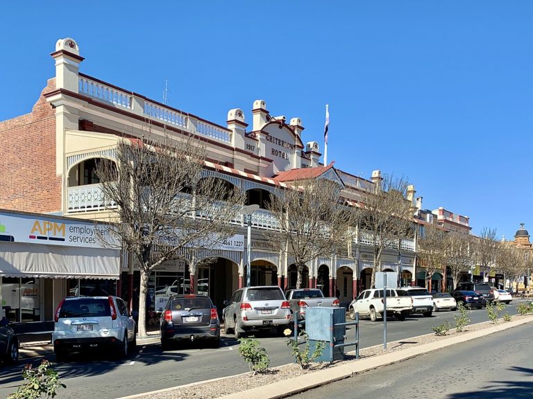 1200px Criterion Hotel Warwick Queensland June 2020 768x576